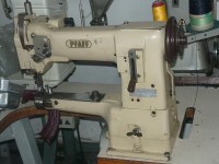 MAQUINA RIBETEADORA PFAFF