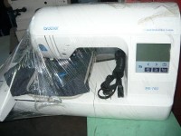 MAQUINA BORDADORA BROTHER PE 700